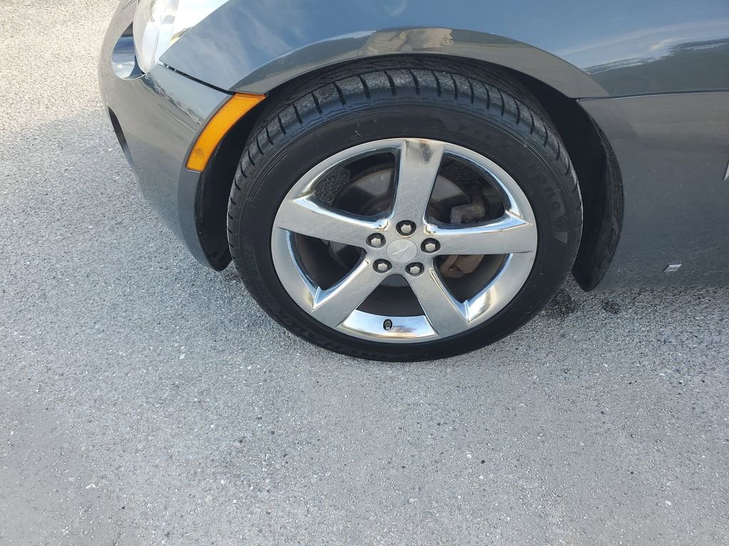 Used 2008 Pontiac Solstice GXP w/ Premium Package image 18