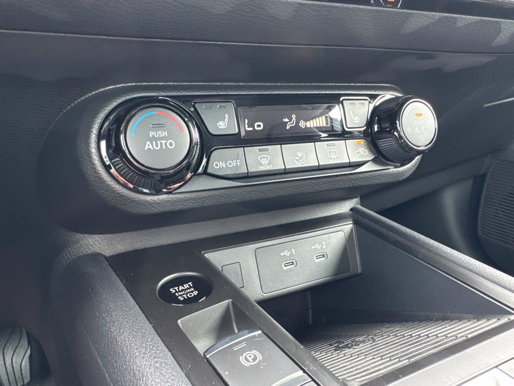 New 2026 Nissan Kicks SV w/ Cold Weather Package FWD image 14