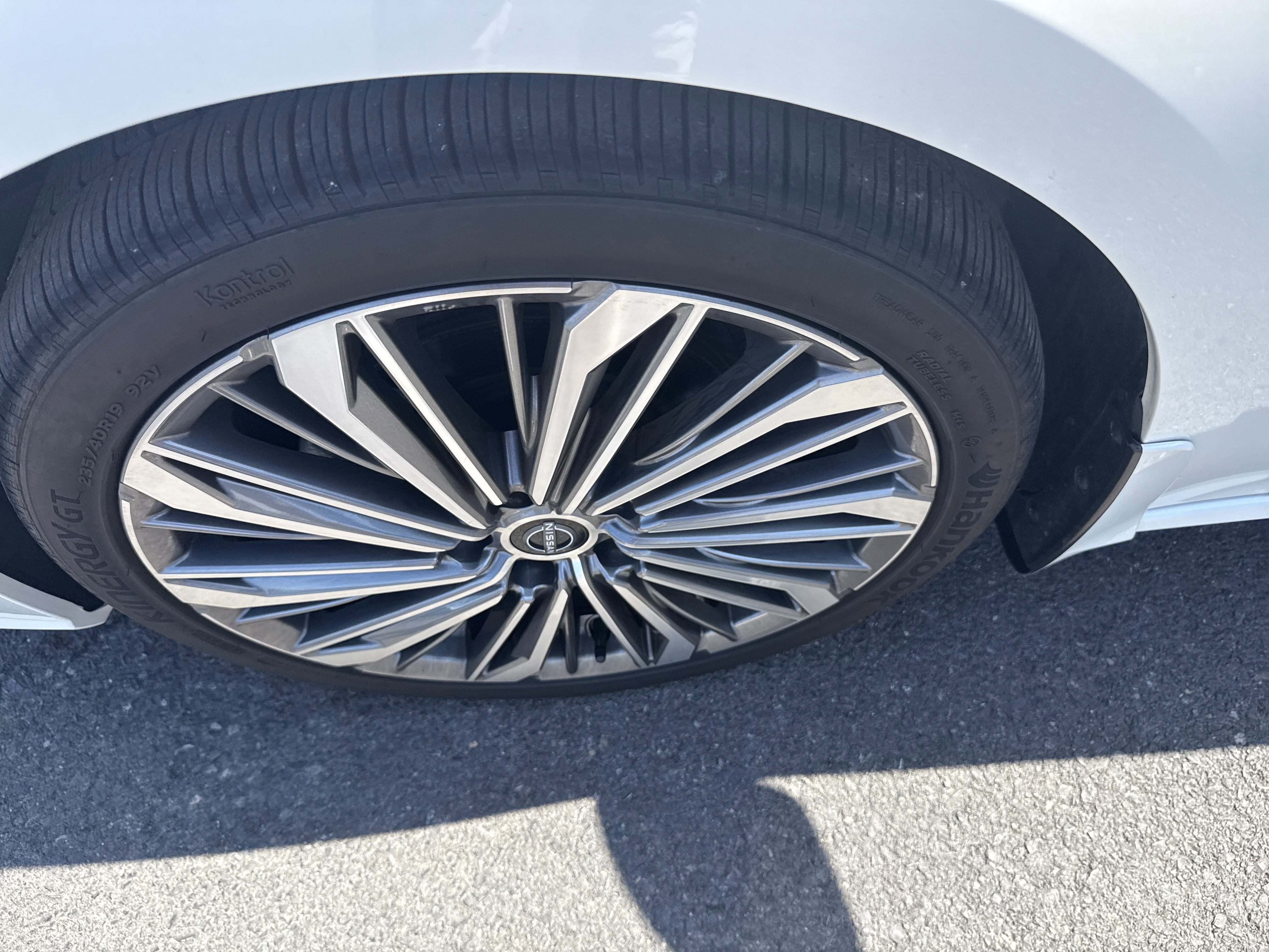 Used 2024 Nissan Altima 2.5 SL image 13