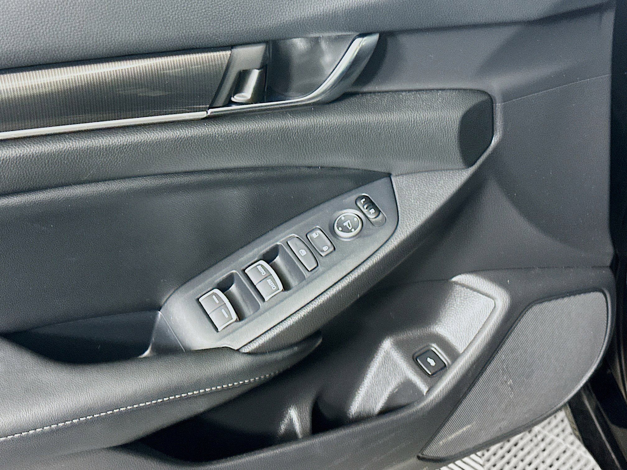 Used 2022 Honda Accord Sport image 15