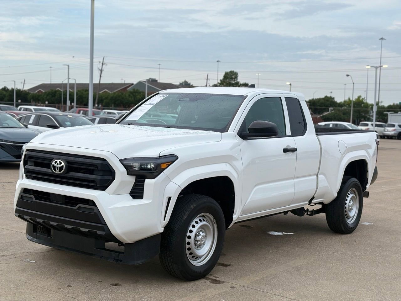 Used 2024 Toyota Tacoma SR RWD image 4