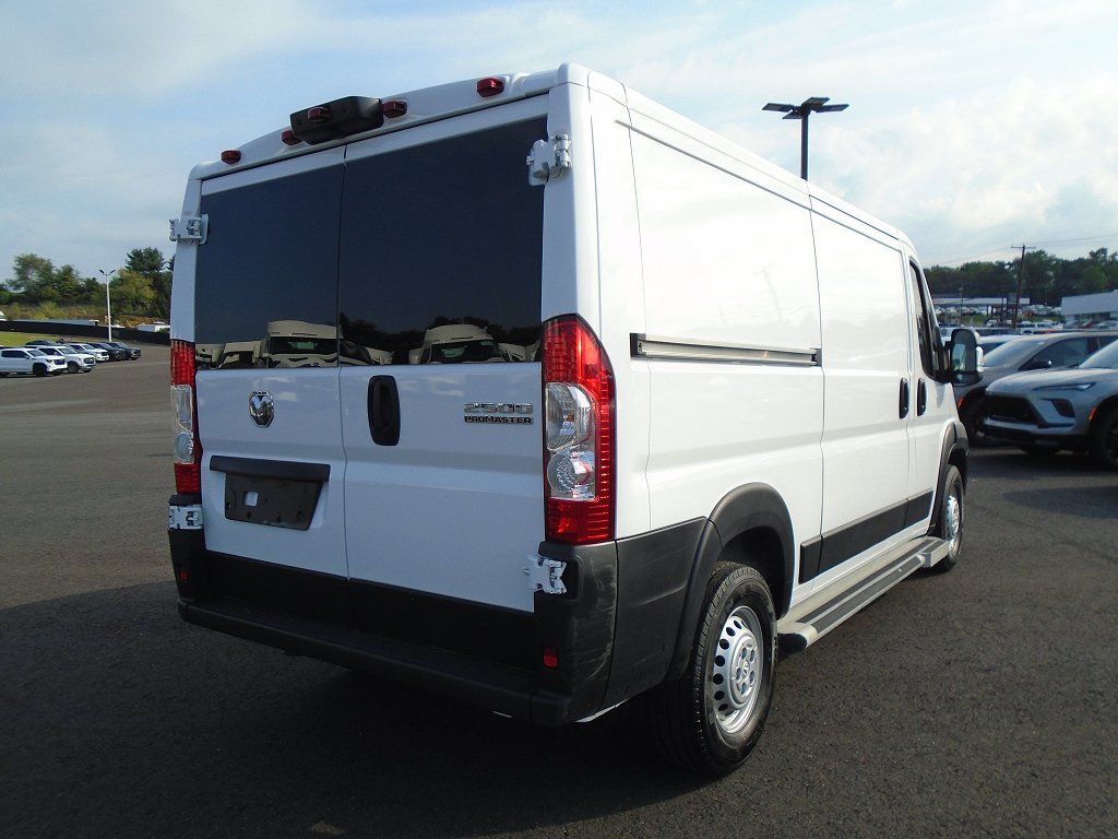 Used 2025 RAM ProMaster 2500 w/ U-Haul Equipment Group FWD image 3