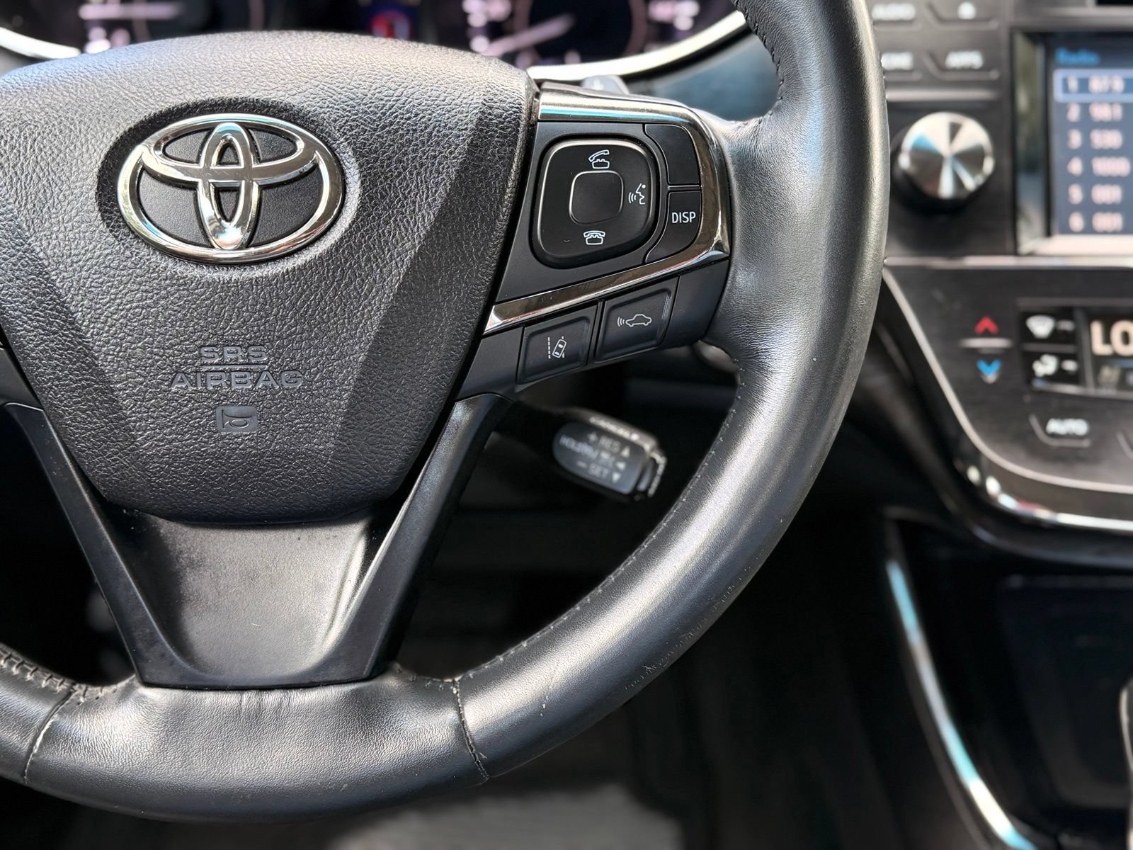 Used 2016 Toyota Avalon Limited w/ Toyota Safety Sense Package FWD image 27