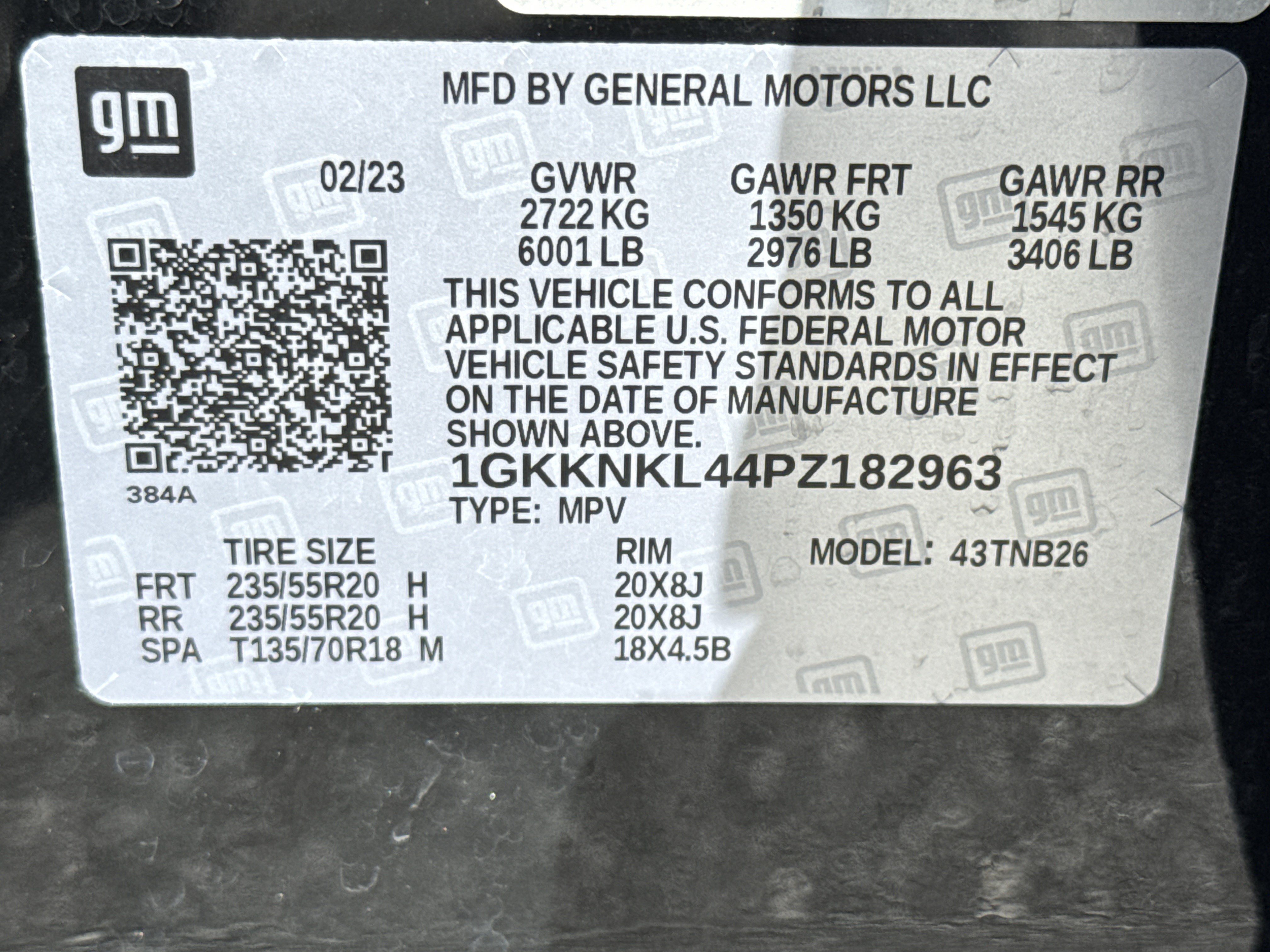 Used 2023 GMC Acadia SLE w/ Driver Convenience Package FWD image 35