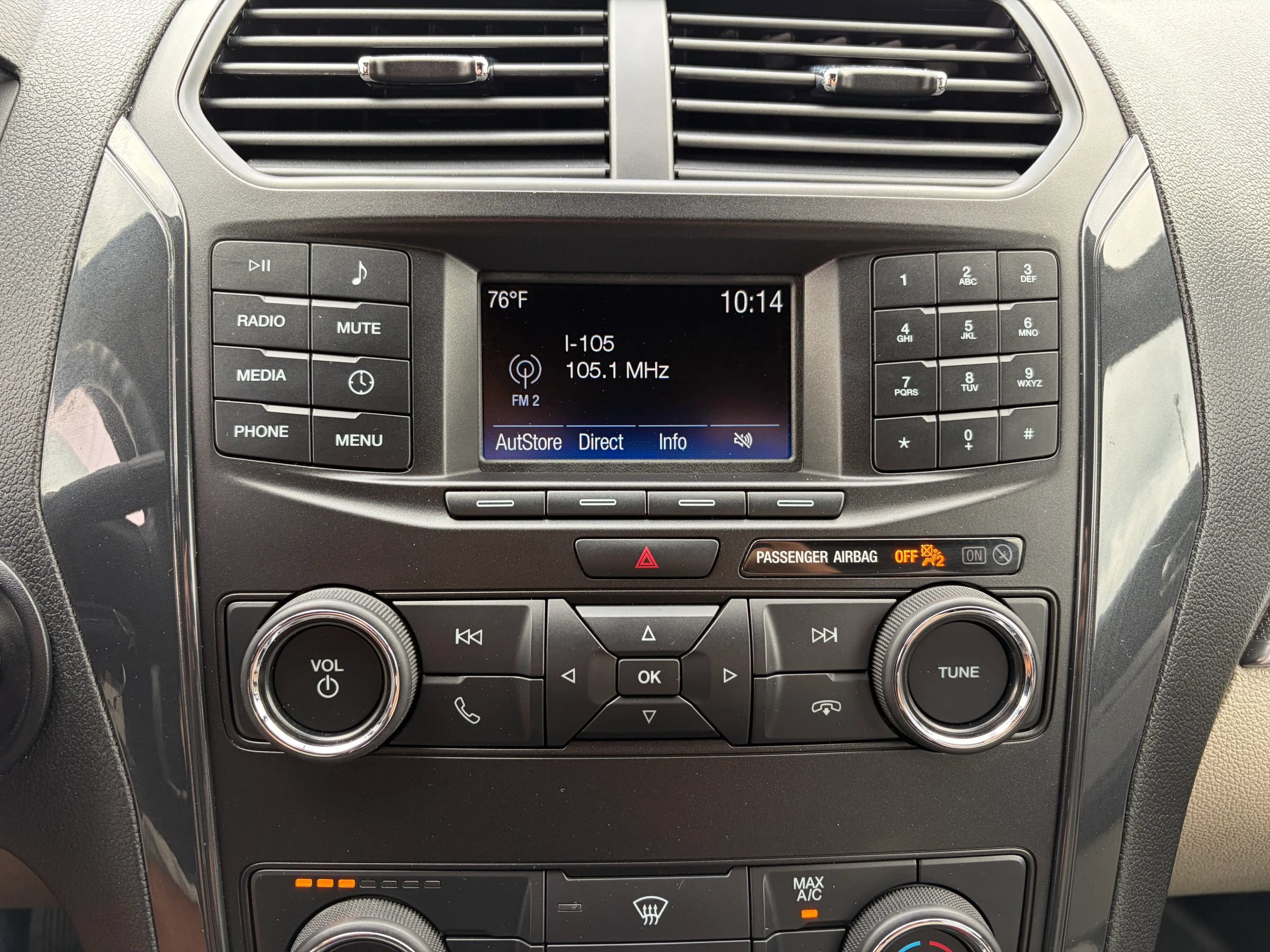 Used 2019 Ford Explorer 4WD w/ Class III Trailer Tow Package image 36