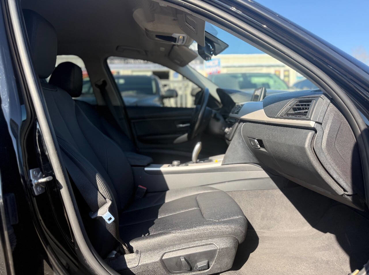 Used 2013 BMW 328i Sedan RWD image 12