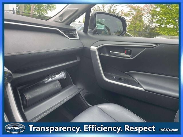Used 2023 Toyota RAV4 XLE Premium AWD/4WD image 35