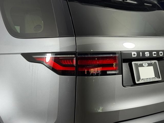 Certified 2025 Land Rover Discovery S AWD/4WD image 14