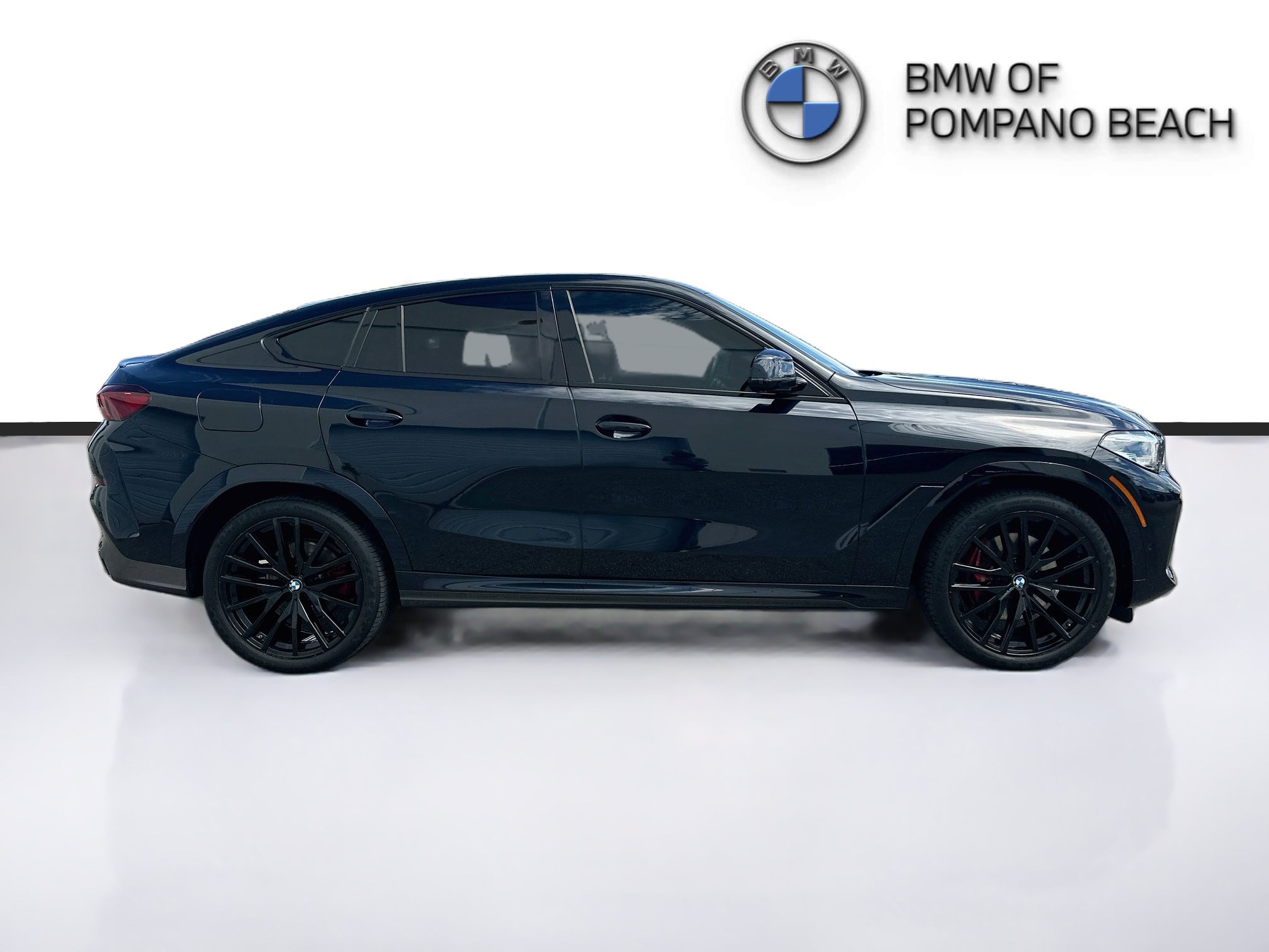 Used 2023 BMW X6 xDrive40i w/ M Sport Package AWD/4WD image 8