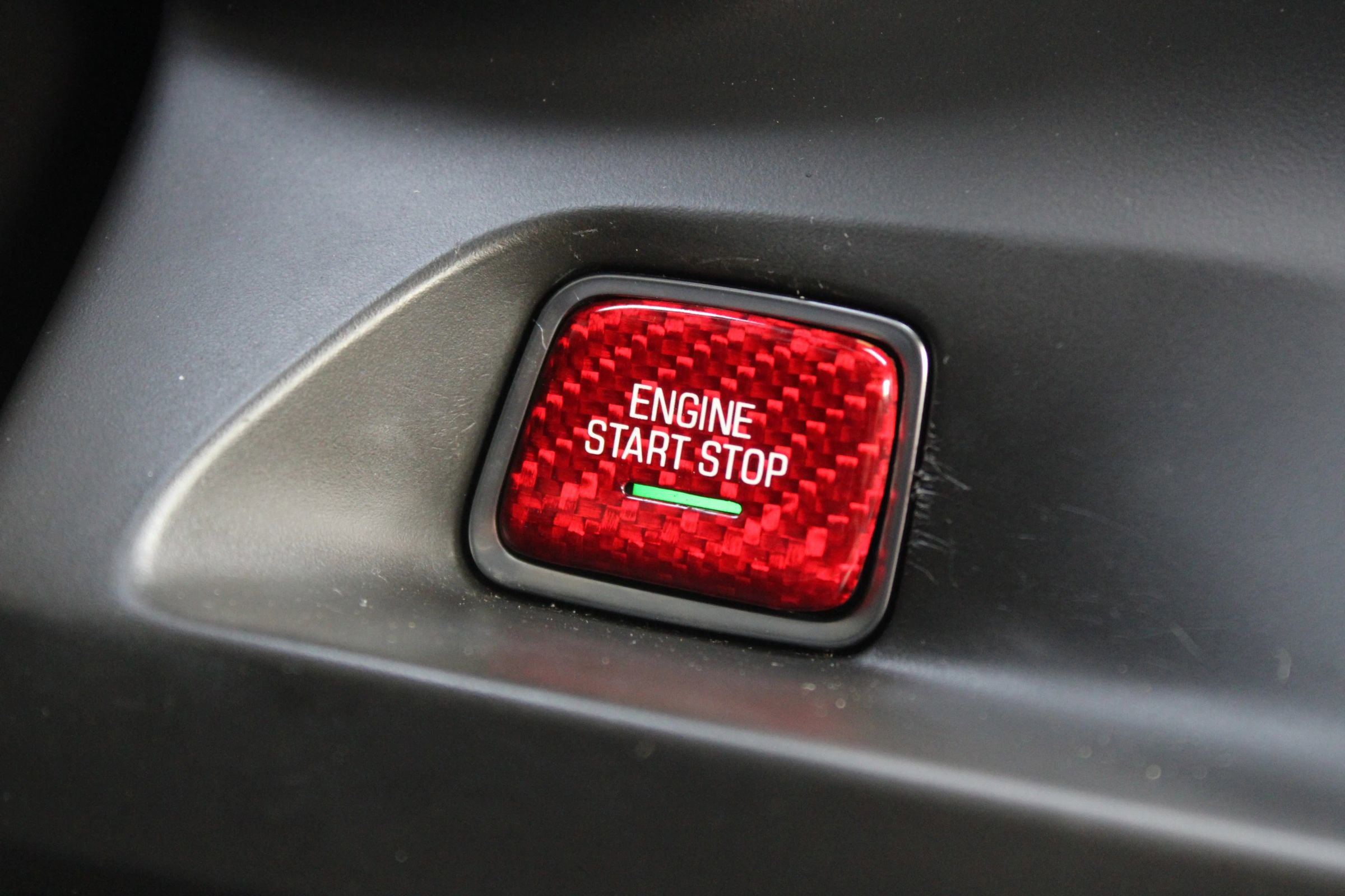 Used 2019 Chevrolet Camaro LT w/ Technology Package image 30