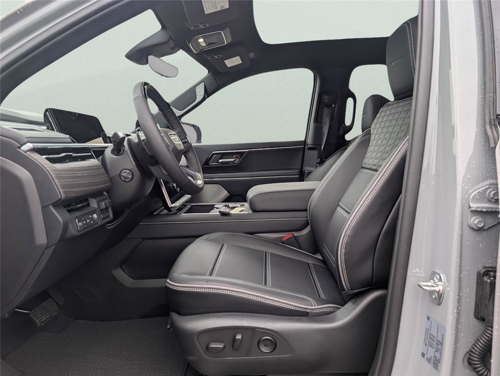 New 2025 GMC Sierra EV Denali image 14