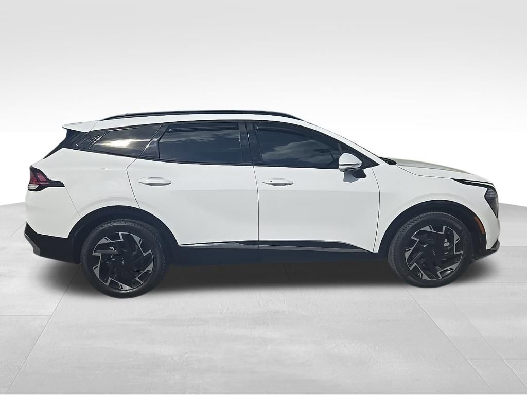 Used 2025 Kia Sportage SX image 14