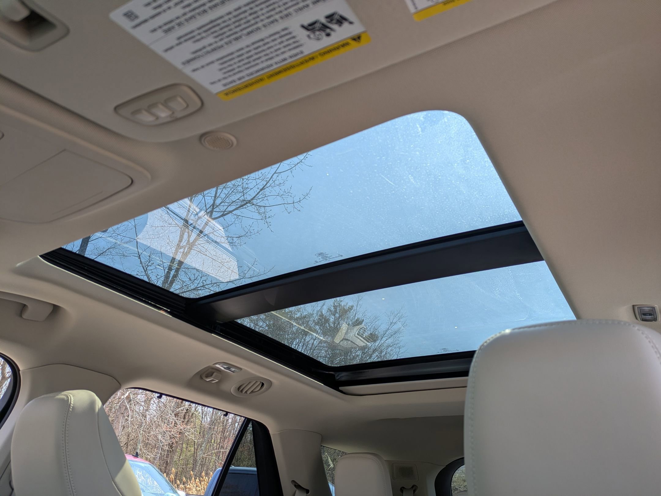 Used 2020 Ford Explorer Platinum w/ Premium Technology Package AWD/4WD image 15