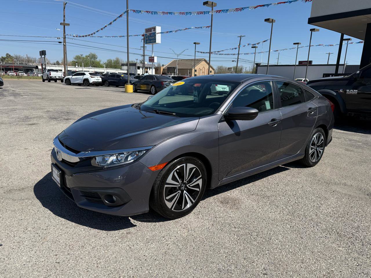 Used 2016 Honda Civic EX-T image 2