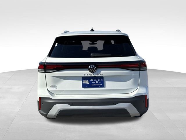New 2026 Volkswagen Tiguan S FWD image 4