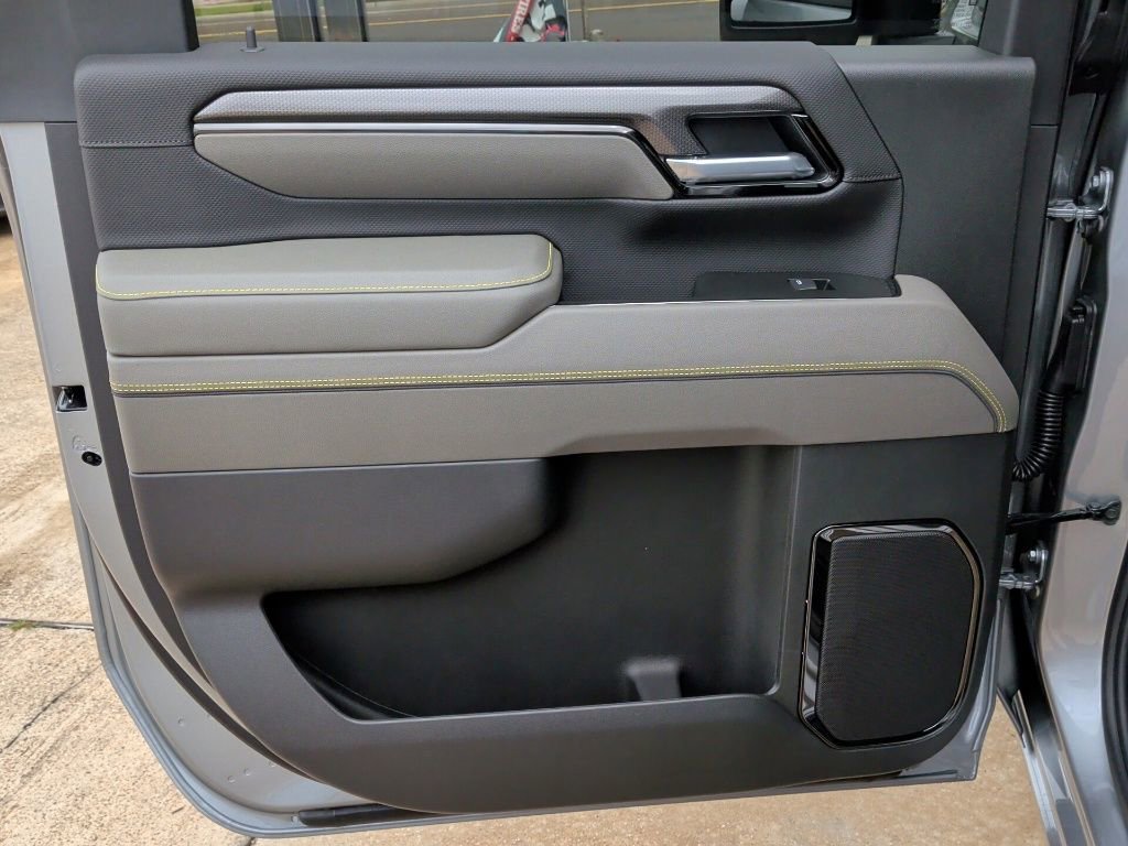 New 2026 Chevrolet Silverado 2500 ZR2 image 36