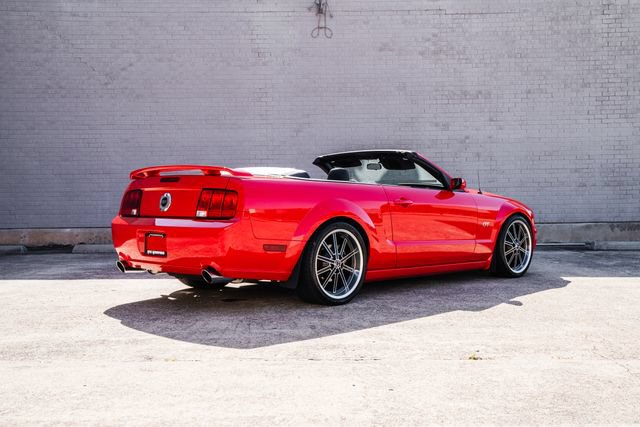 Used 2006 Ford Mustang GT Premium RWD image 46