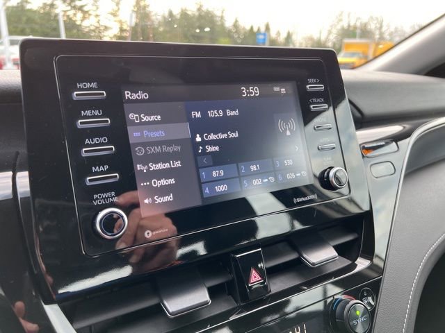 Used 2024 Toyota Camry SE image 30