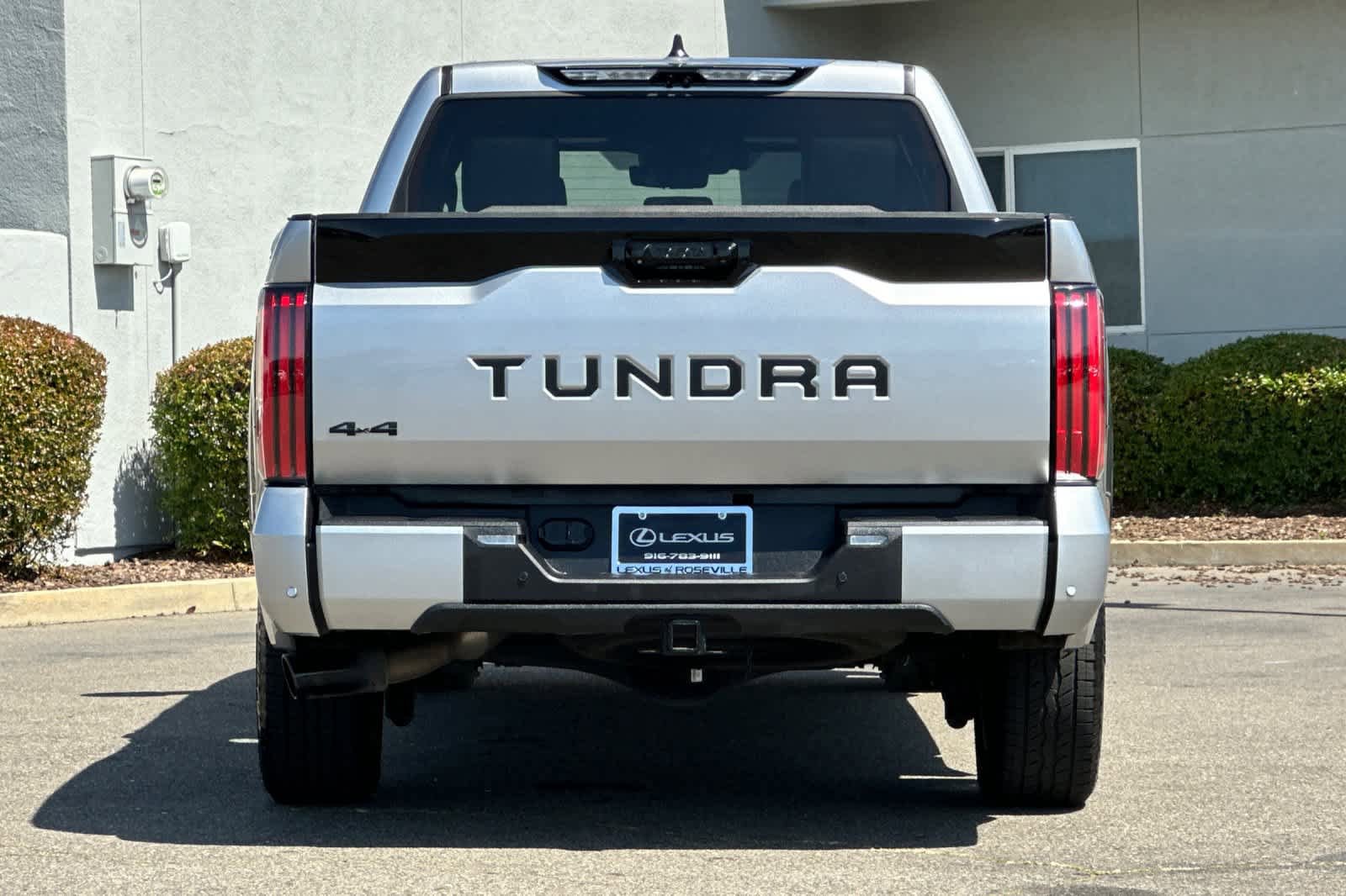 Used 2023 Toyota Tundra Platinum AWD/4WD image 8