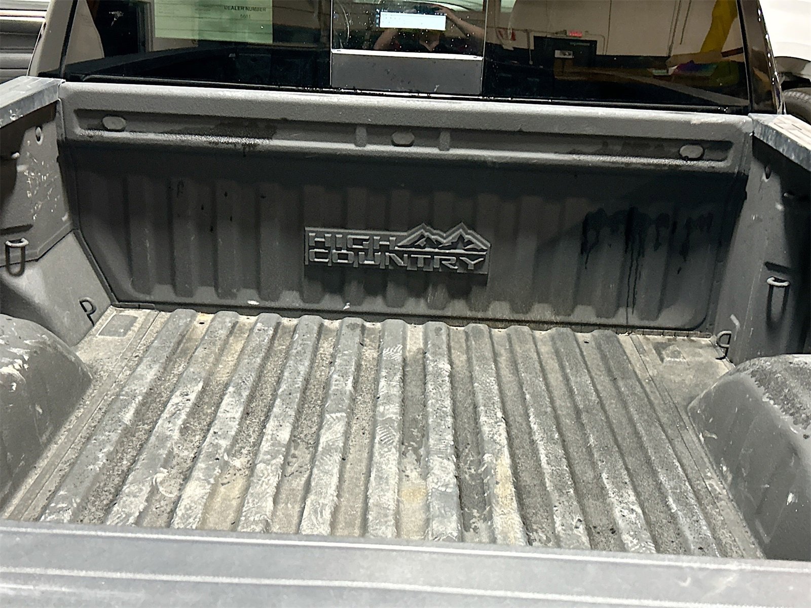 Used 2022 Chevrolet Silverado 1500 High Country w/ High Country Premium Package image 28