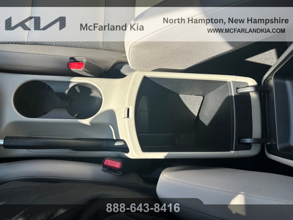 Used 2022 Kia Soul LX image 28