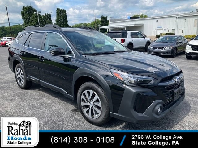 Used 2024 Subaru Outback Premium AWD/4WD image 1