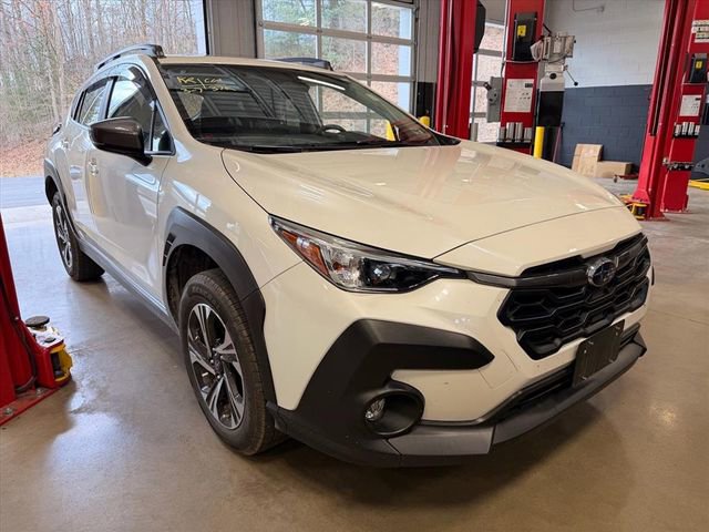 Used 2024 Subaru Crosstrek 2.0i Premium image 5