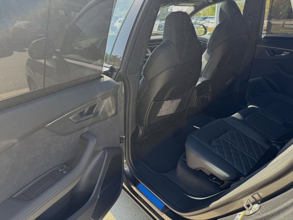 New 2026 Audi SQ8 Premium Plus image 28