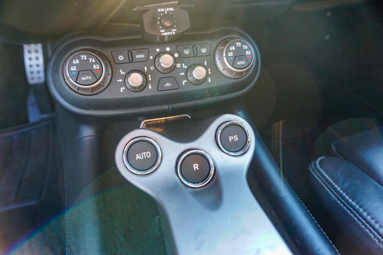 Used 2011 Ferrari California RWD image 26