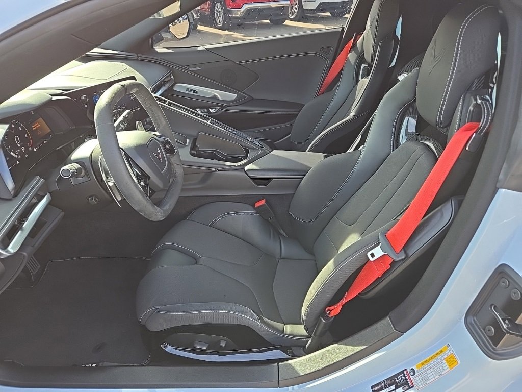 Used 2023 Chevrolet Corvette Stingray Coupe w/ Z51 Performance Package image 12