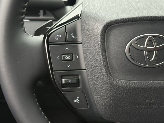 Used 2026 Toyota C-HR AWD/4WD image 14