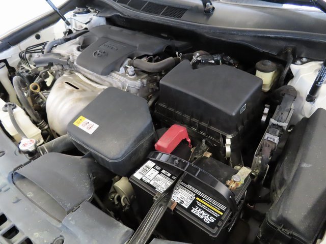 Used 2017 Toyota Camry SE image 34