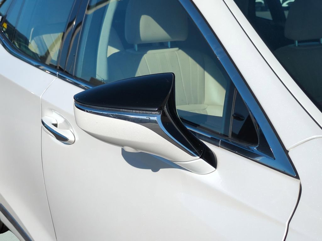 Used 2018 Lexus LS 500 w/ Luxury Package image 37