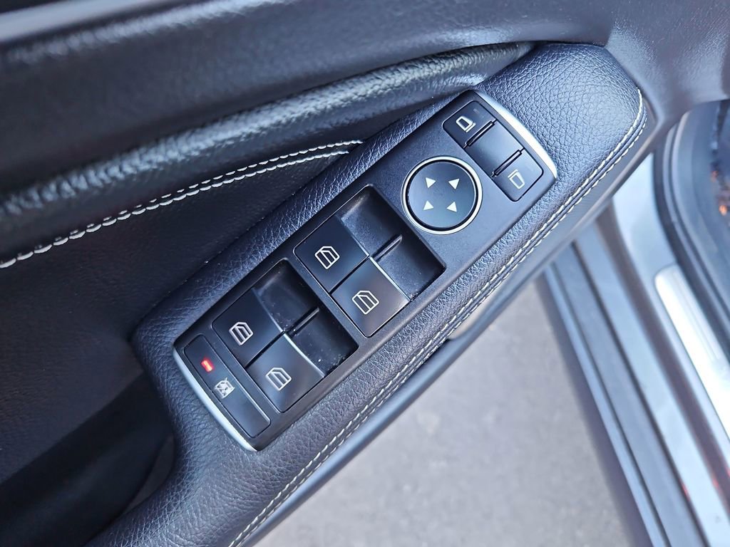 Used 2018 Mercedes-Benz GLA 250 image 26