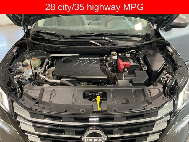 Used 2025 Nissan Rogue SV AWD/4WD image 19