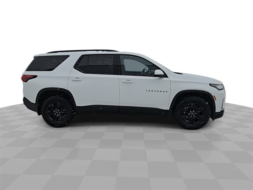 Certified 2022 Chevrolet Traverse LT w/ Midnight/Sport Edition image 9