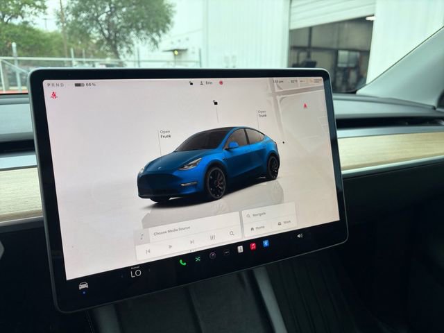 Used 2022 Tesla Model Y Performance image 8