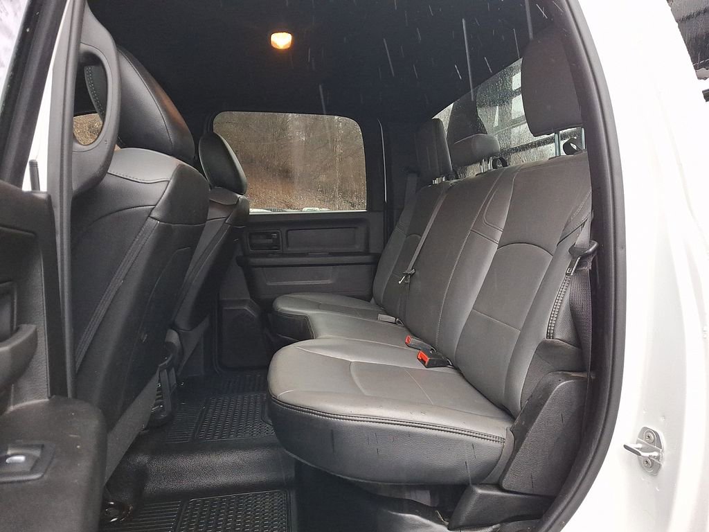 Used 2023 RAM 3500 Tradesman w/ Chrome Appearance Group image 10