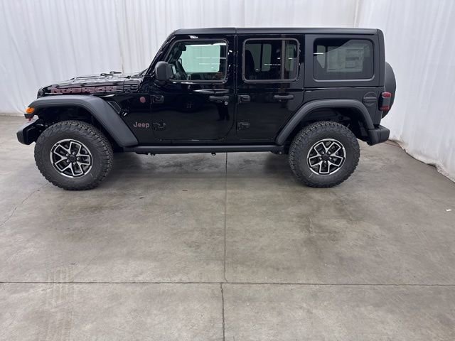 Used 2025 Jeep Wrangler Unlimited Rubicon w/ Convenience Group image 29