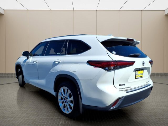 Used 2020 Toyota Highlander Limited AWD/4WD image 14