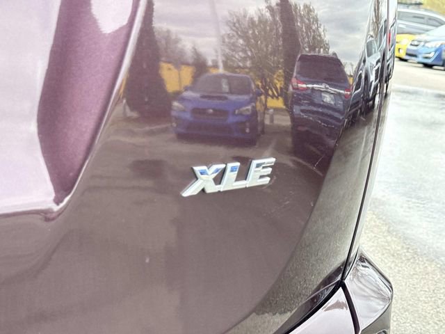 Used 2017 Toyota RAV4 XLE image 5