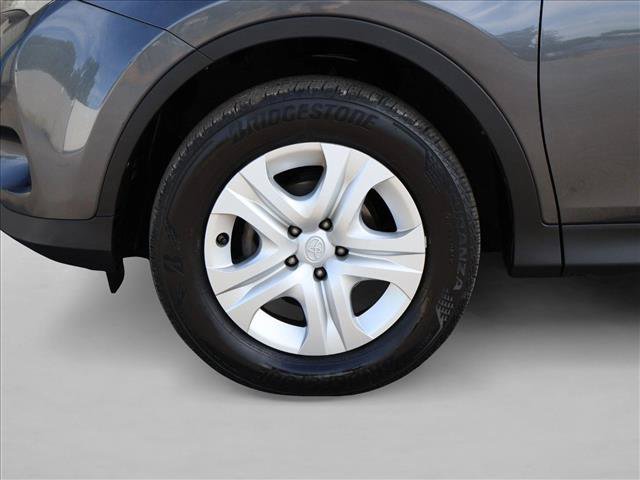 Used 2015 Toyota RAV4 LE AWD/4WD image 28