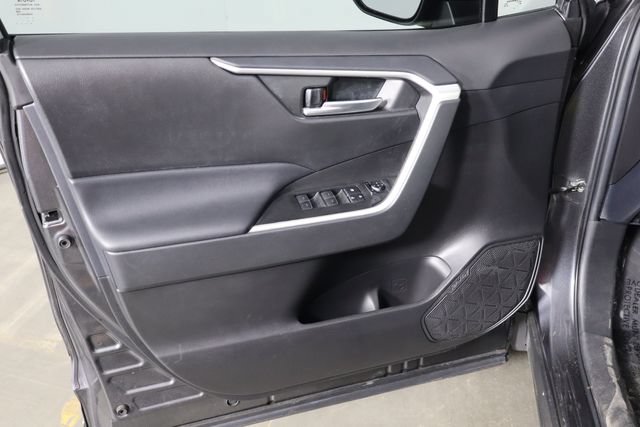 Used 2023 Toyota RAV4 XLE Premium FWD image 19