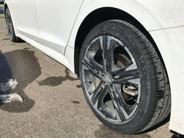 Used 2023 Kia K5 GT-Line image 12