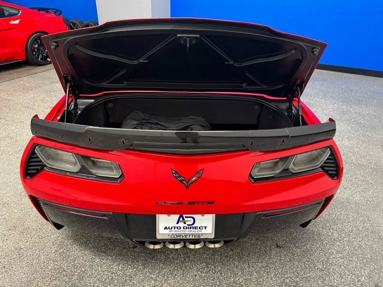 Used 2015 Chevrolet Corvette Z06 w/ 3LZ Preferred Equipment Group RWD image 26