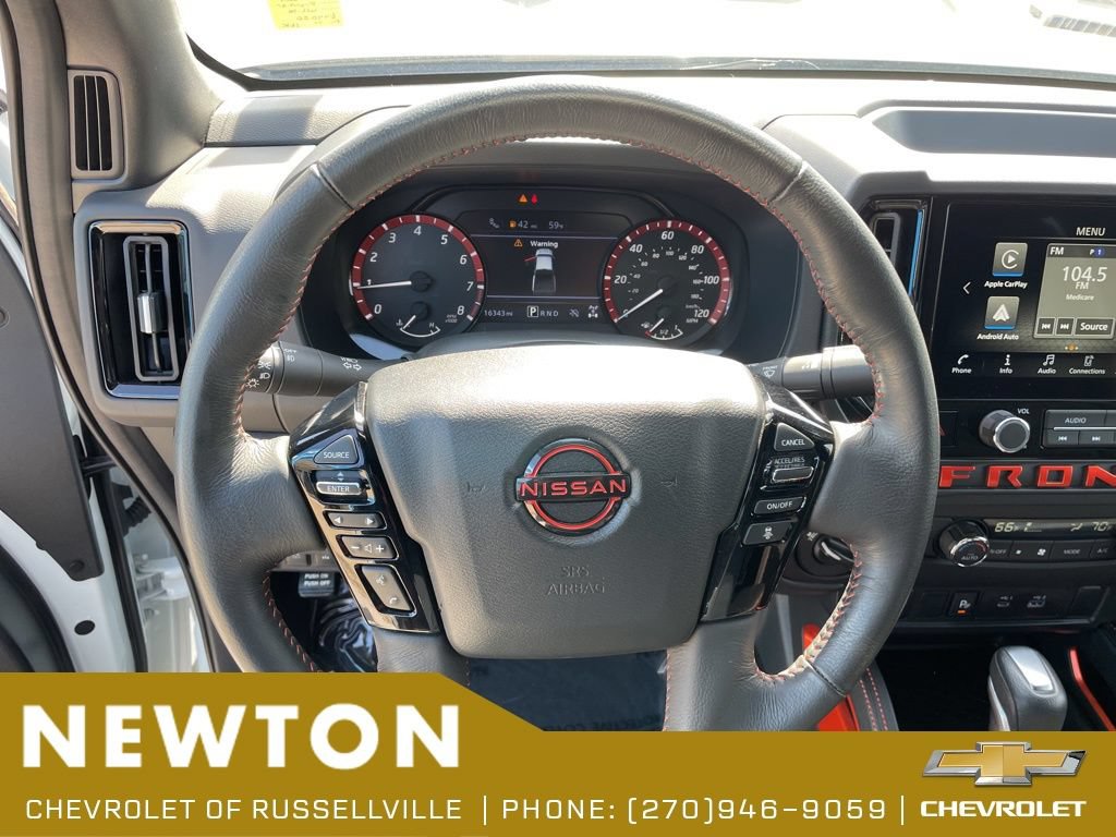 Used 2025 Nissan Frontier PRO-4X AWD/4WD image 12