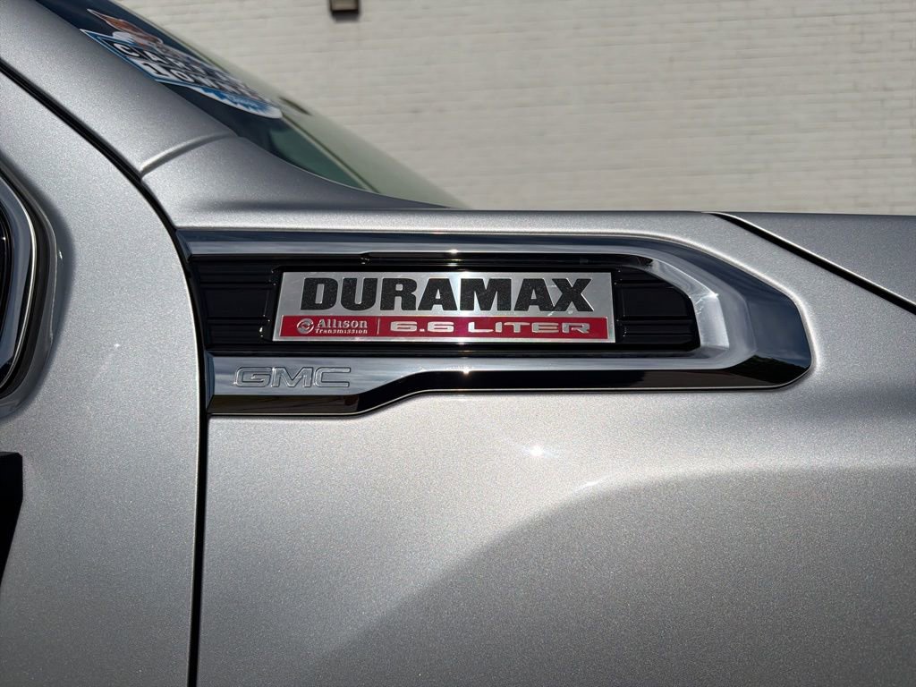 Used 2023 GMC Sierra 3500 Denali AWD/4WD image 10