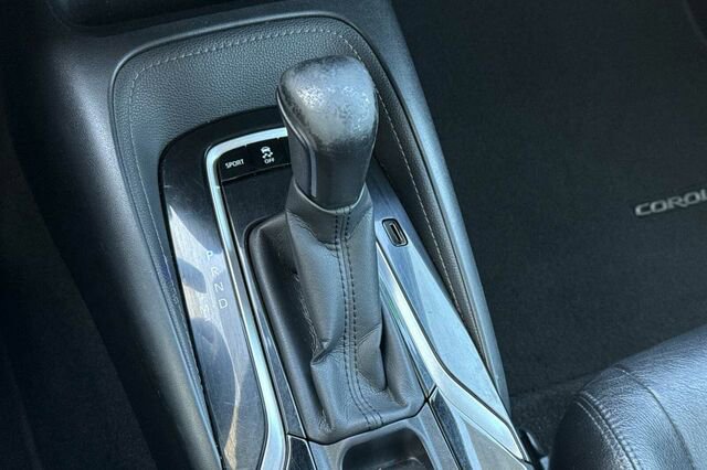 Used 2021 Toyota Corolla SE w/ Carpet Mat Package (TMS) image 21