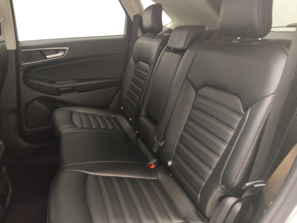 Used 2023 Ford Edge SEL image 18
