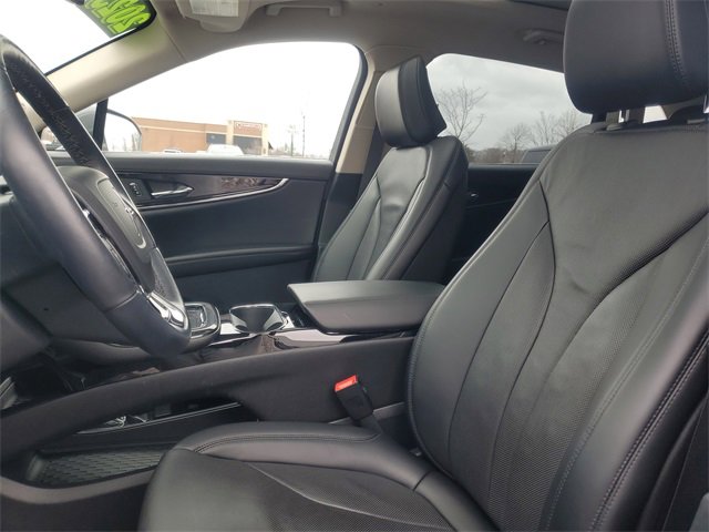 Certified 2023 Lincoln Nautilus Reserve image 16